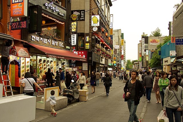 Quintessentially Korean Souvenirs You Can Get In Insa-dong