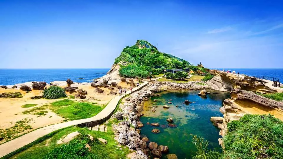 yehliu geopark
